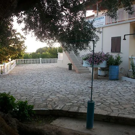 Katerina * Argostoli (Kefalonia)